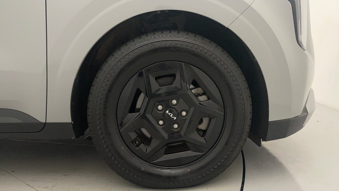2024 Kia Carnival S, Automatic, 50390 km, Right Front Wheel