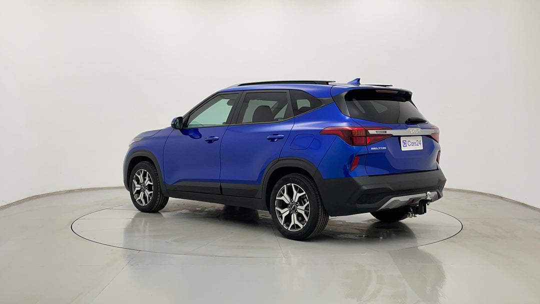 Left Back Diagonal (45- Degree) View