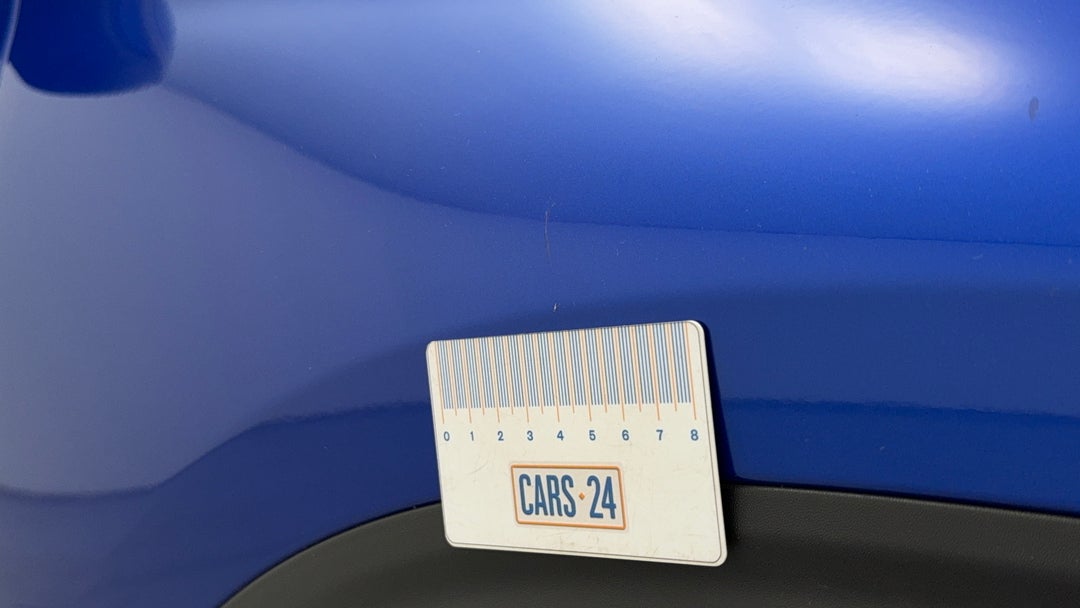 Quarter Panel Front RHS Guard Scratch