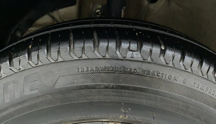 2018 Maruti Dzire VXI, Petrol, Manual, 7,918 km, Left Front Tyre Tread