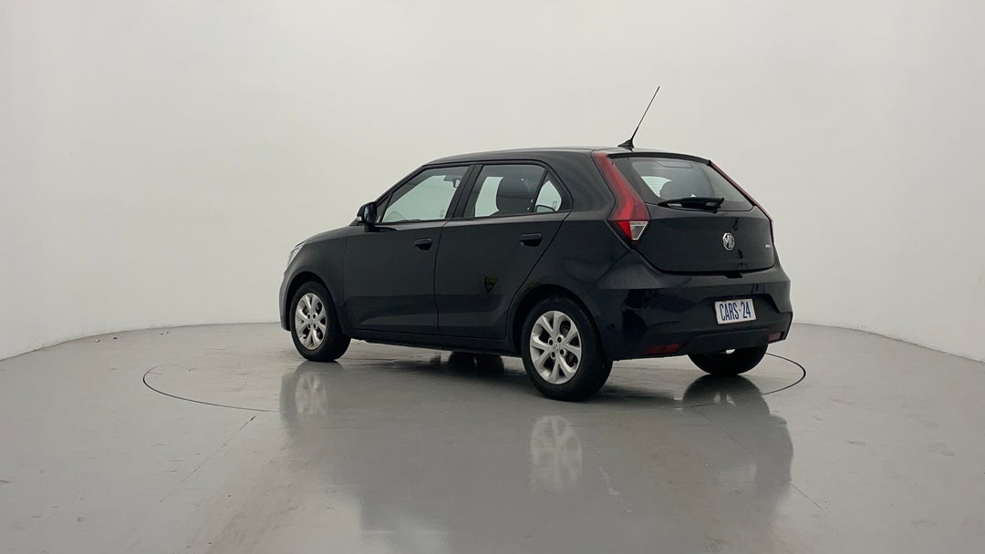 Left Back Diagonal (45- Degree) View