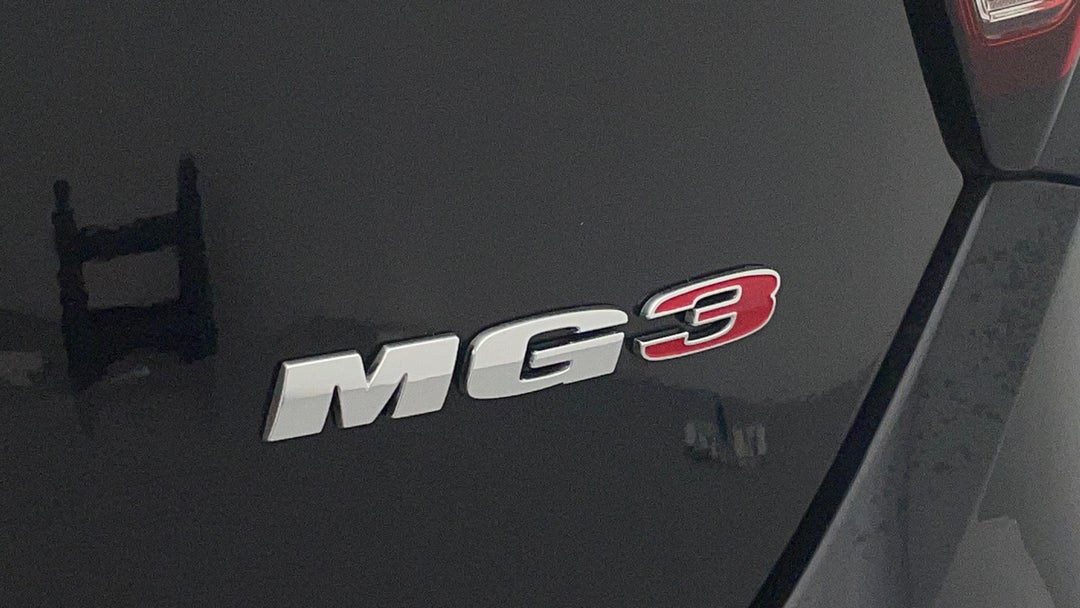 Badge (Boot Right Side)