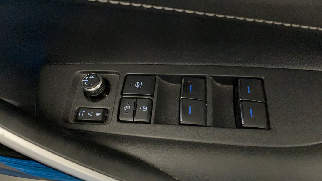 Drivers Side Door Panel Controls