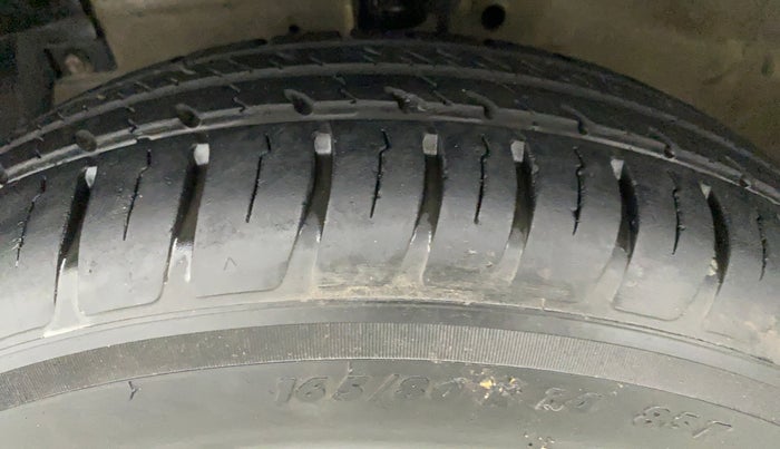 2013 Maruti Swift Dzire VXI, Petrol, Manual, 68,376 km, Left Front Tyre Tread