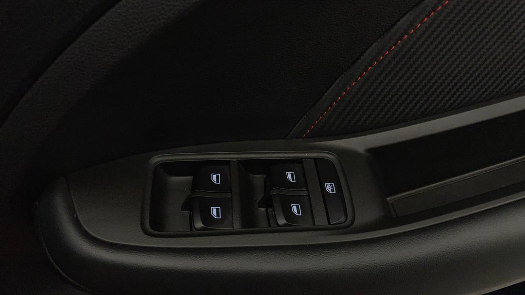 2021 MG Zst Excite, Automatic, 115772 km, Drivers Side Door Panel Controls