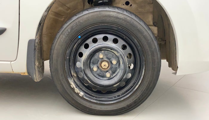 2015 Maruti Wagon R 1.0 VXI, Petrol, Manual, 77,640 km, Right Front Wheel