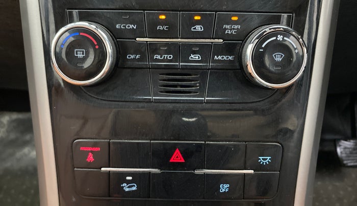 2019 Mahindra XUV500 W9 AT, Diesel, Automatic, 86,802 km, Automatic Climate Control