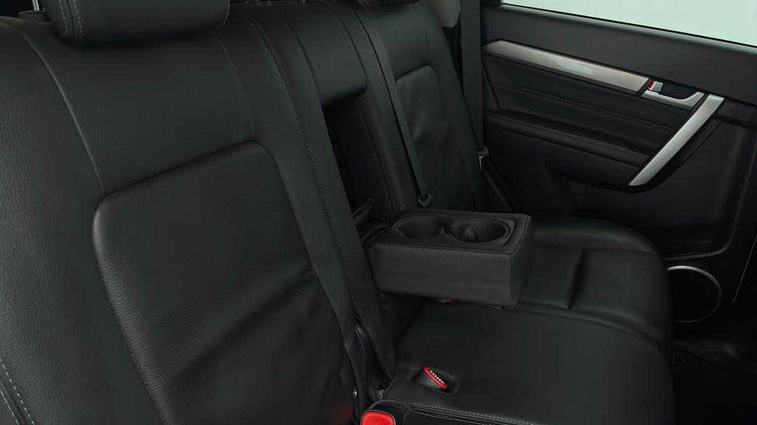 2017 Holden Captiva 7 Ltz (awd), Automatic, 85286 km, Right Side Rear Door Cabin View