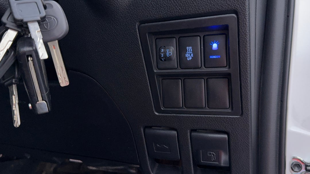 Utility Switches/Buttons