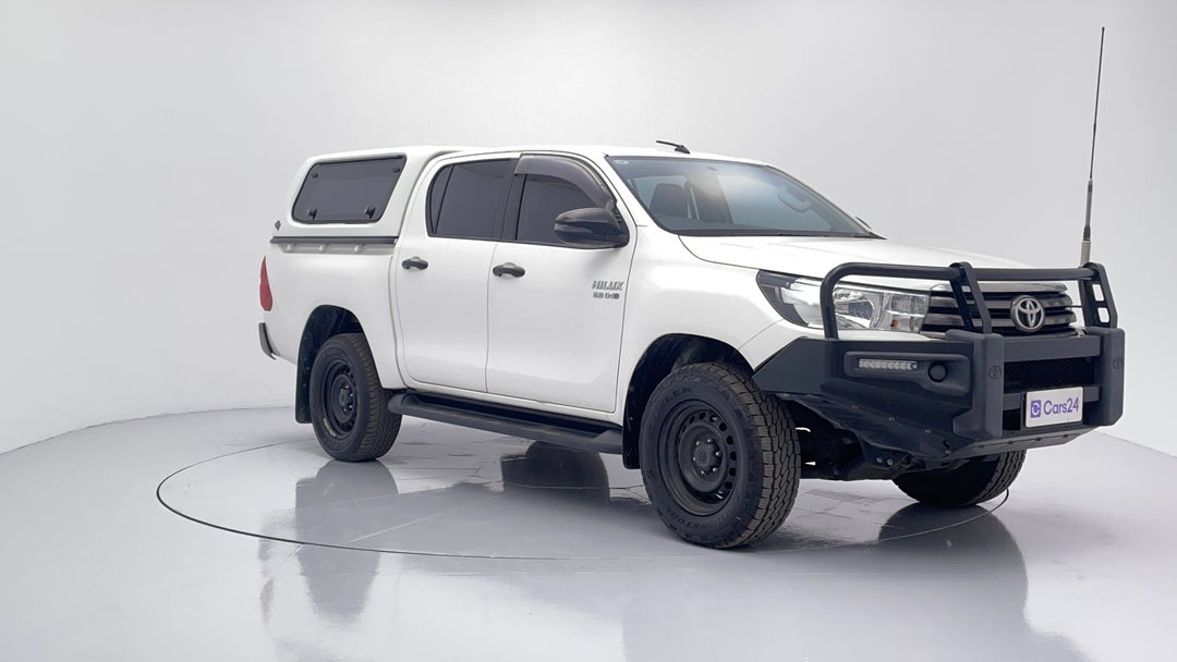 Right Front Diagonal (45- Degree) View