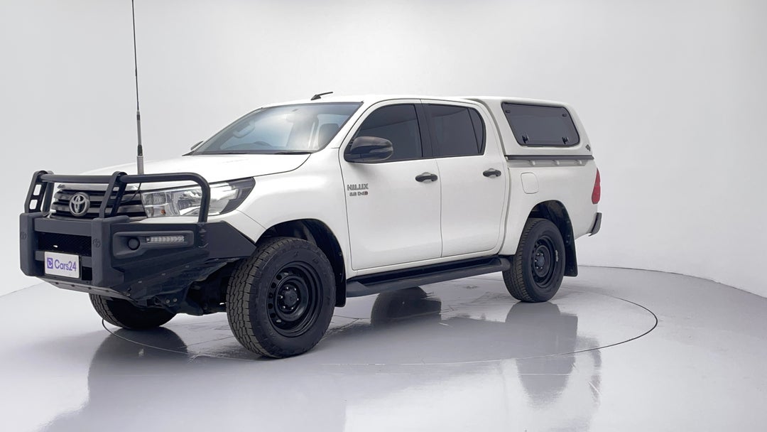 Left Front Diagonal (45- Degree) View