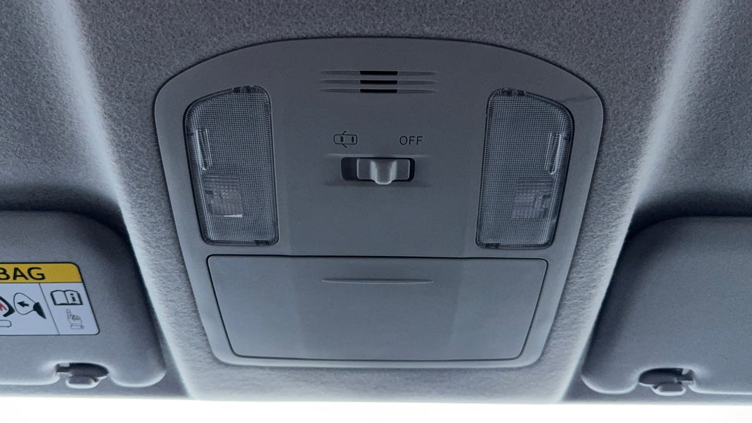 On-Roof Controls/Sunglass holder