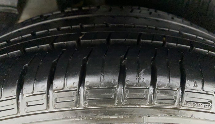 2016 Hyundai Creta 1.6 S, Petrol, Manual, 49,436 km, Right Rear Tyre Tread