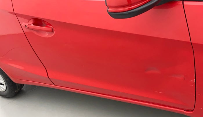 2016 Honda Brio S MT, Petrol, Manual, 61,916 km, Driver-side door - Minor scratches