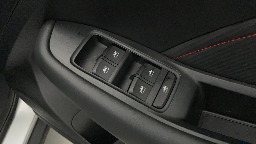 2024 MG Zst Vibe, Automatic, 15393 km, Drivers Side Door Panel Controls