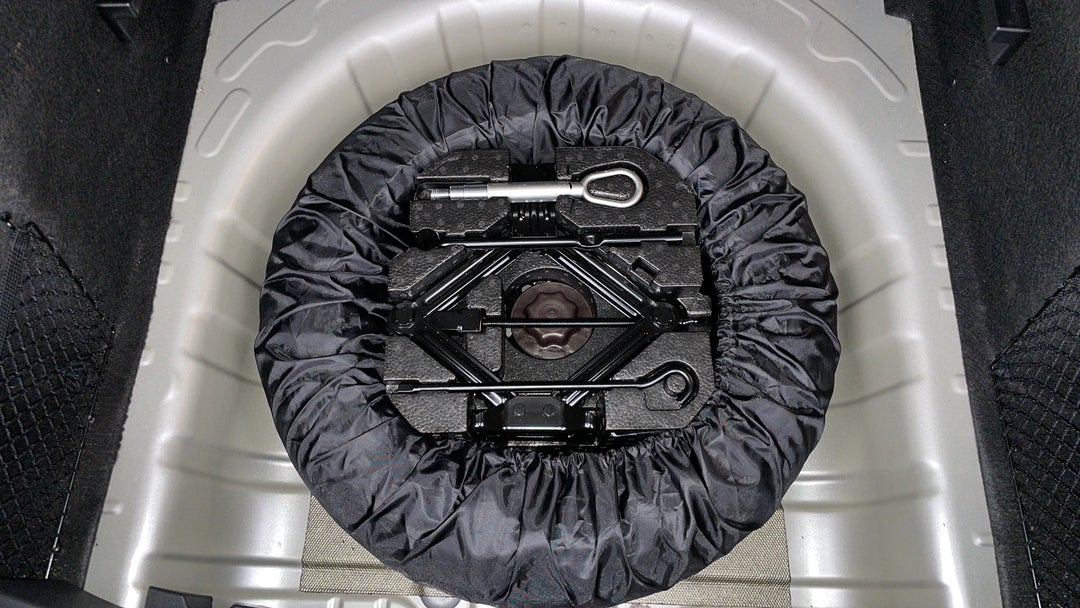 2024 MG Zst Vibe, Automatic, 15393 km, Spare Wheel