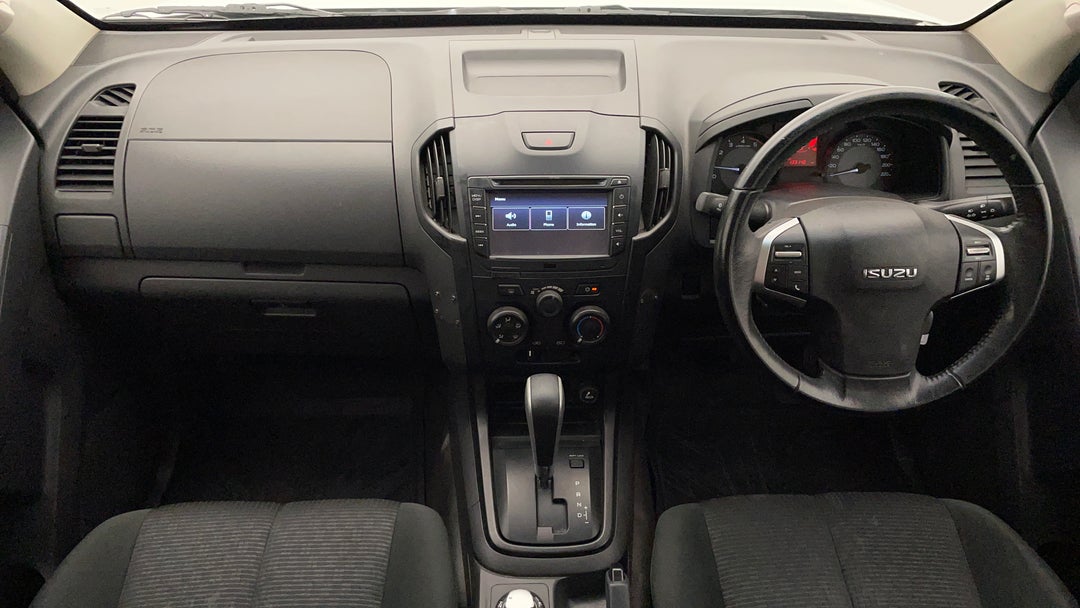 2018 Isuzu D-MAX Sx (4x4), Automatic, 133140 km, Center Console