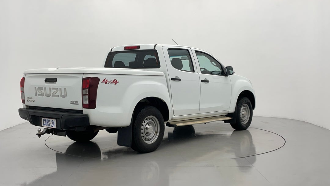 2018 Isuzu D-MAX Sx (4x4), Automatic, 133140 km, Right Back Diagonal (45- Degree) View