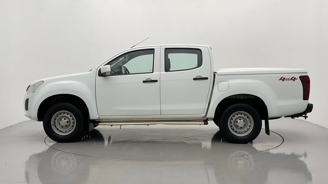 2018 Isuzu D-MAX Sx (4x4), Automatic, 133140 km, Left Side View