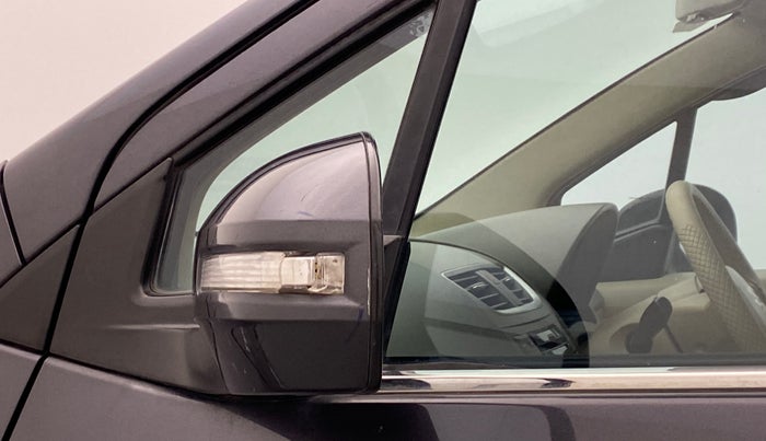 2013 Maruti Ertiga ZXI, Petrol, Manual, 81,895 km, Left rear-view mirror - Indicator light has minor damage