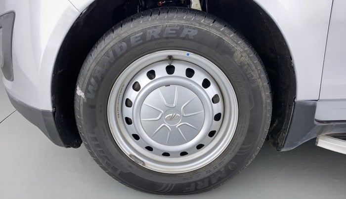 2019 Mahindra MARAZZO M2 8 STR, Diesel, Manual, 15,741 km, Left Front Wheel