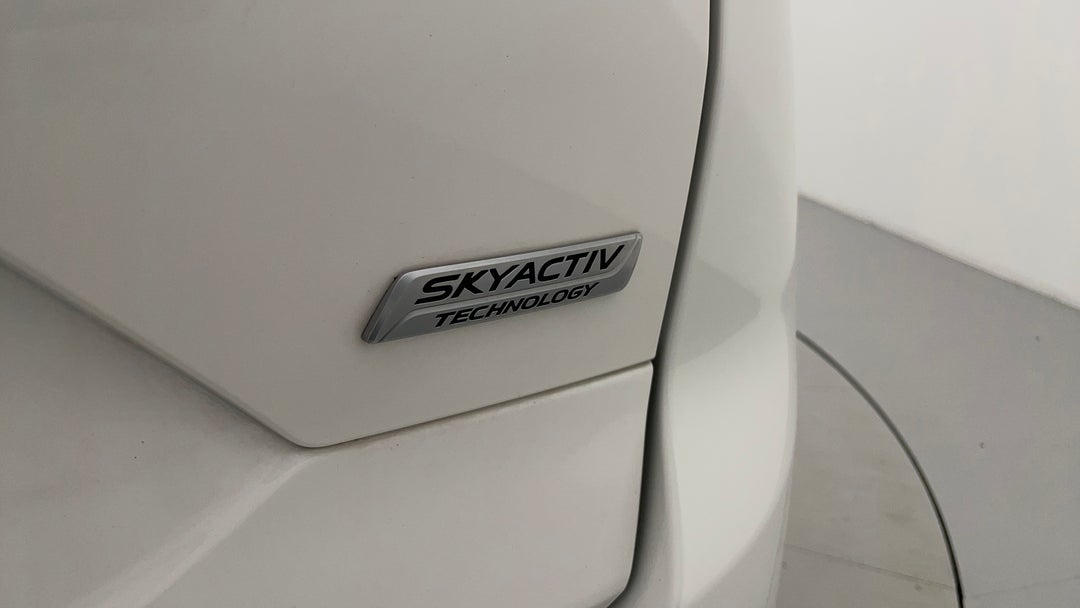 Badge (Boot Right Side)