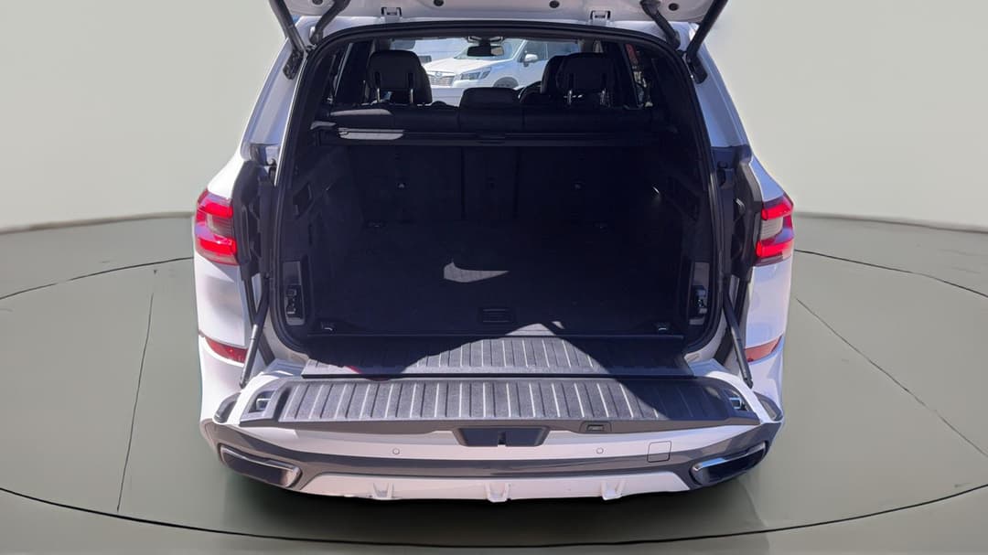 2021 BMW X5 xDrive30d M Sport, Automatic, 42002 km, Boot Inside View