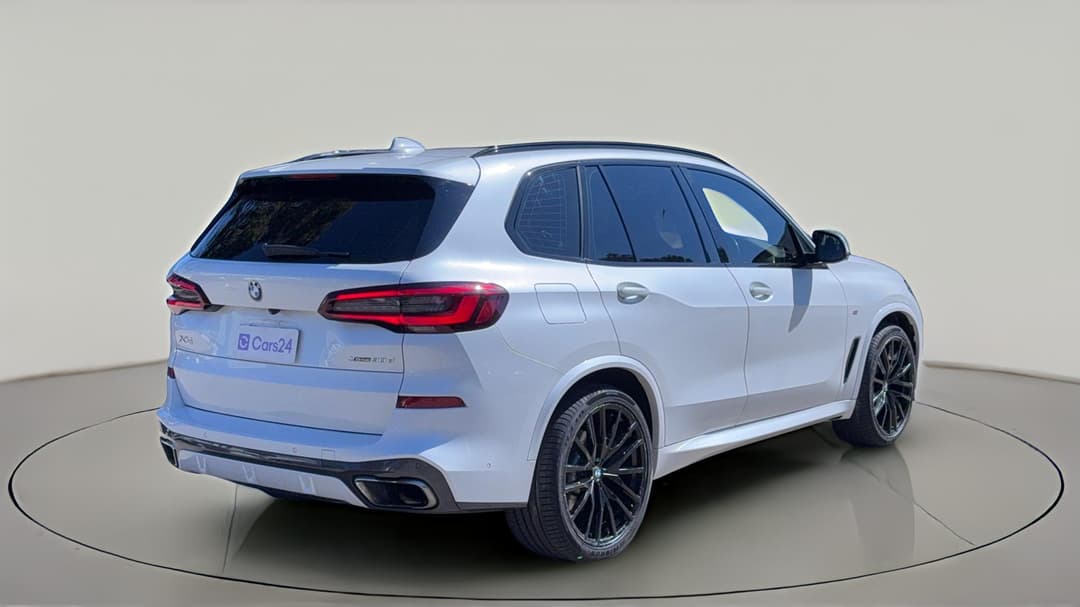 2021 BMW X5 xDrive30d M Sport, Automatic, 42002 km, Right Back Diagonal (45- Degree) View