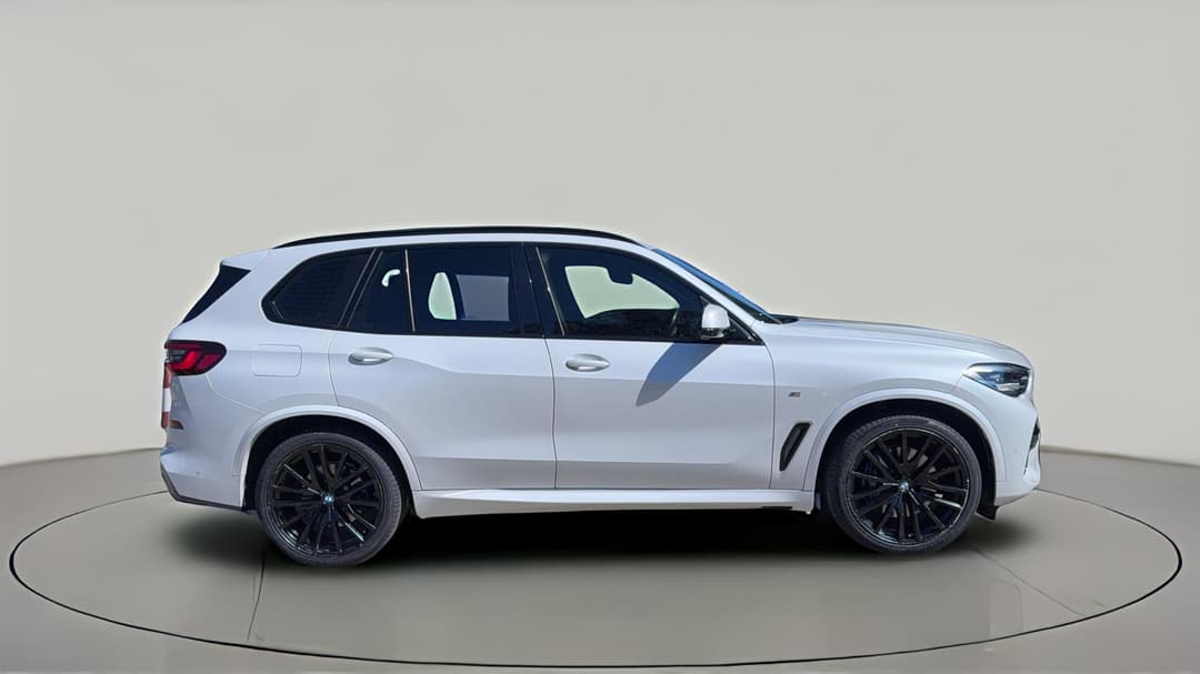2021 BMW X5 xDrive30d M Sport, Automatic, 42002 km, Right Side View