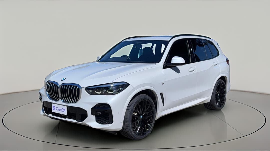 2021 BMW X5 xDrive30d M Sport, Automatic, 42002 km, Left Front Diagonal (45- Degree) View