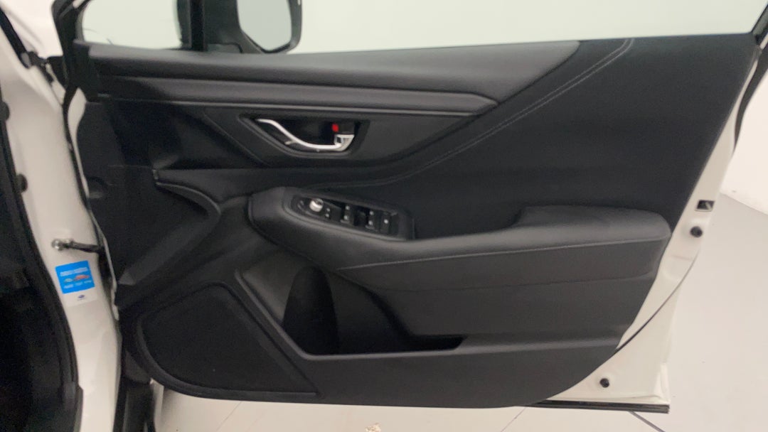 2024 Subaru Outback Awd, Automatic, 53566 km, Speaker View