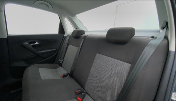2019 Volkswagen Ameo COMFORTLINE 1.0, Petrol, Manual, 7,287 km, Right Side Rear Door Cabin