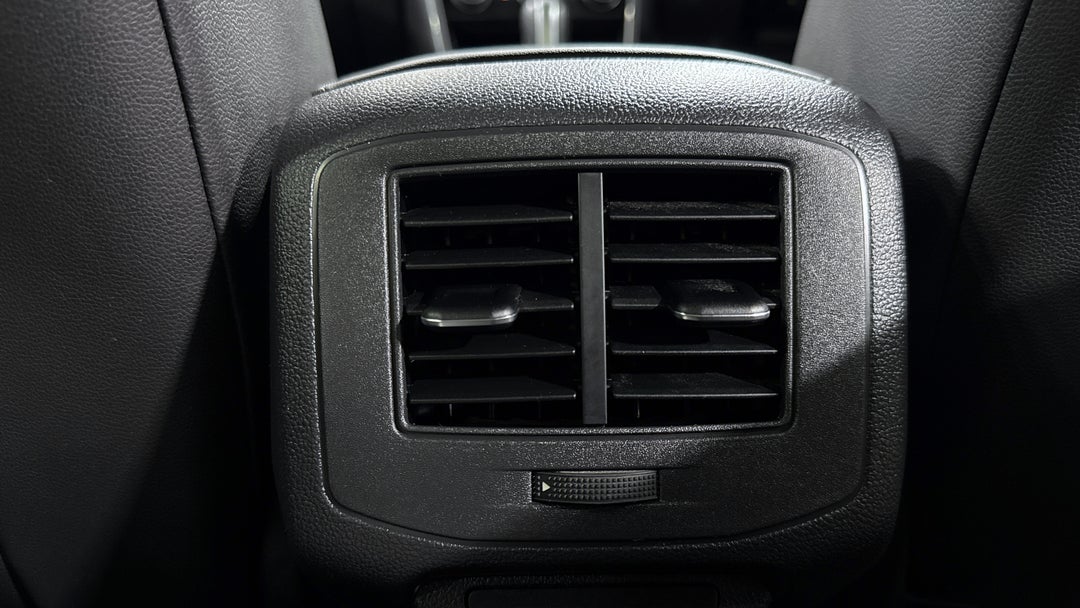 2021 Volkswagen T-roc 140tsi Sport, Automatic, 84710 km, Rear A/C Vent