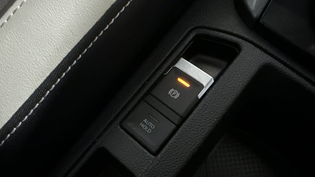 2021 Volkswagen T-roc 140tsi Sport, Automatic, 84710 km, Handbrake