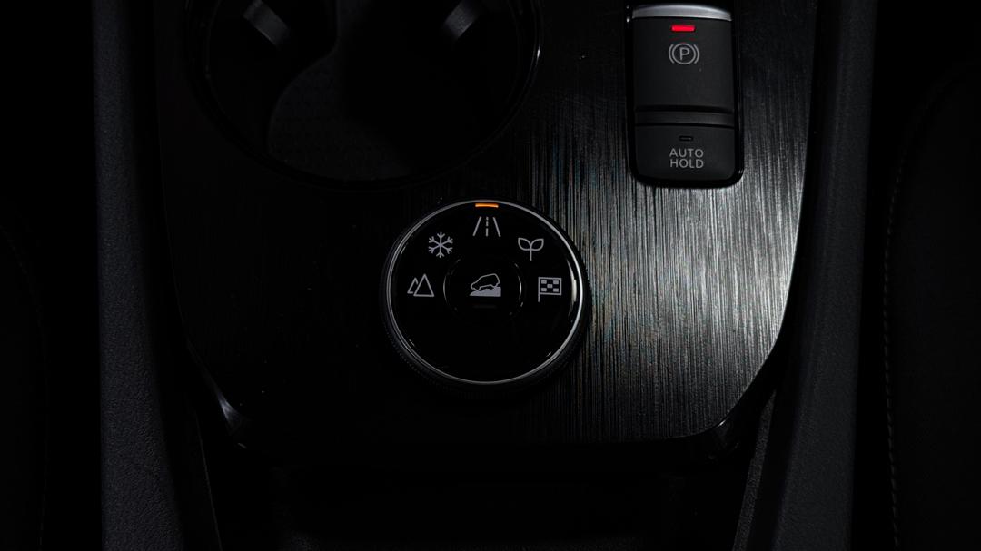 2024 Nissan X-trail St (4WD), Automatic, 49970 km, Utility Switches/Buttons