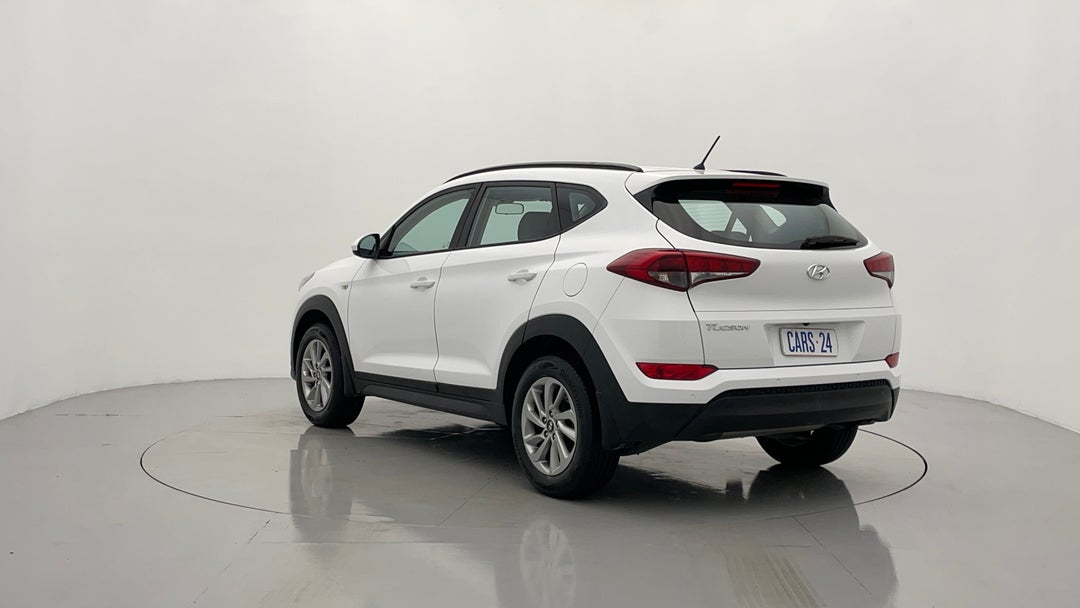 Left Back Diagonal (45- Degree) View