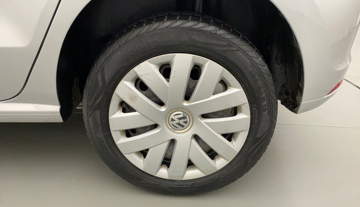 2016 Volkswagen Polo COMFORTLINE 1.2L, Petrol, Manual, 20,861 km, Left Rear Wheel
