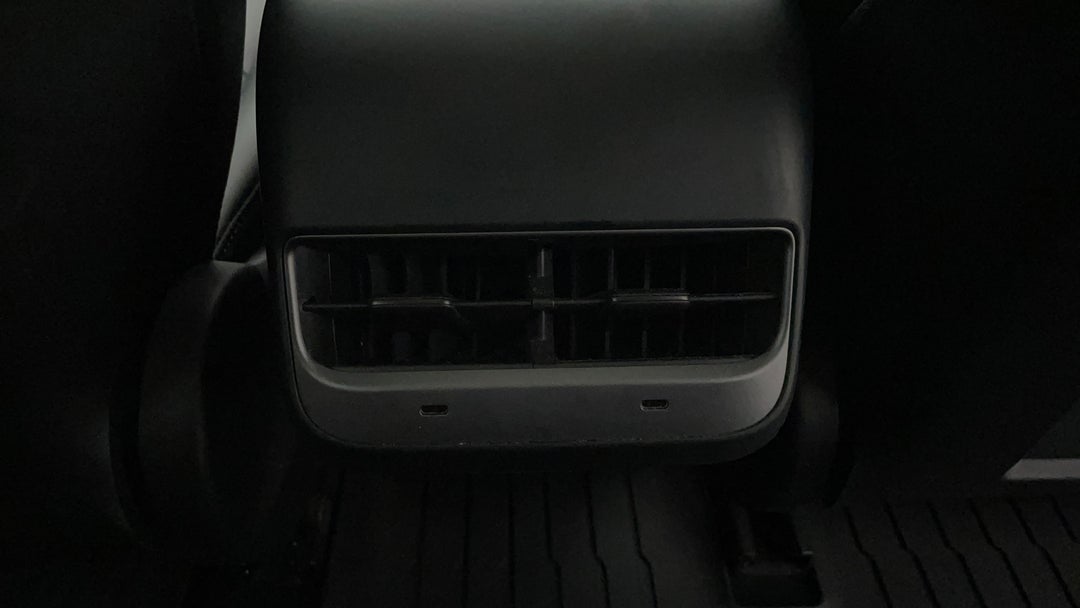 Rear A/C Vent
