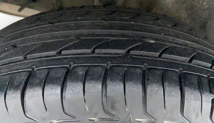 2019 KIA SELTOS HTE 1.5 DIESEL, Diesel, Manual, 77,567 km, Right Rear Tyre Tread