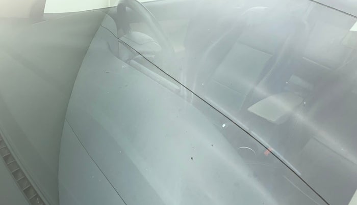 2020 Hyundai Verna S PLUS 1.5 CRDI, Diesel, Manual, 47,741 km, Front windshield - Minor spot on windshield