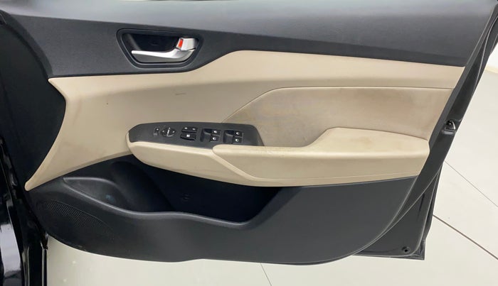 2020 Hyundai Verna S PLUS 1.5 CRDI, Diesel, Manual, 47,741 km, Driver Side Door Panels Control