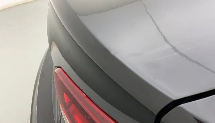 2020 Hyundai Verna S PLUS 1.5 CRDI, Diesel, Manual, 47,741 km, Dicky (Boot door) - Minor scratches