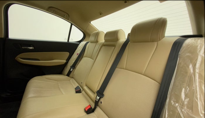 2021 Honda City 1.5L I-VTEC ZX CVT, Petrol, Automatic, 6,251 km, Right Side Rear Door Cabin