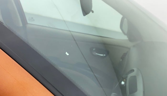 2013 Hyundai i10 MAGNA 1.1, Petrol, Manual, 18,933 km, Front windshield - Minor spot on windshield