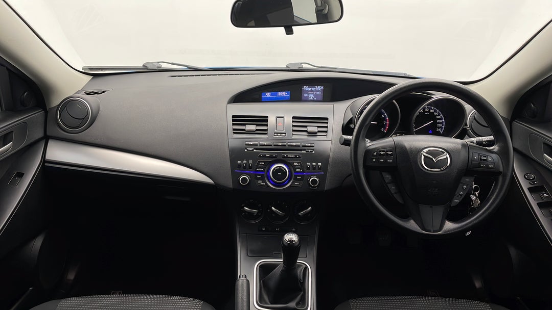 2013 Mazda 3 Neo, Manual, 112877 km, Dashboard View