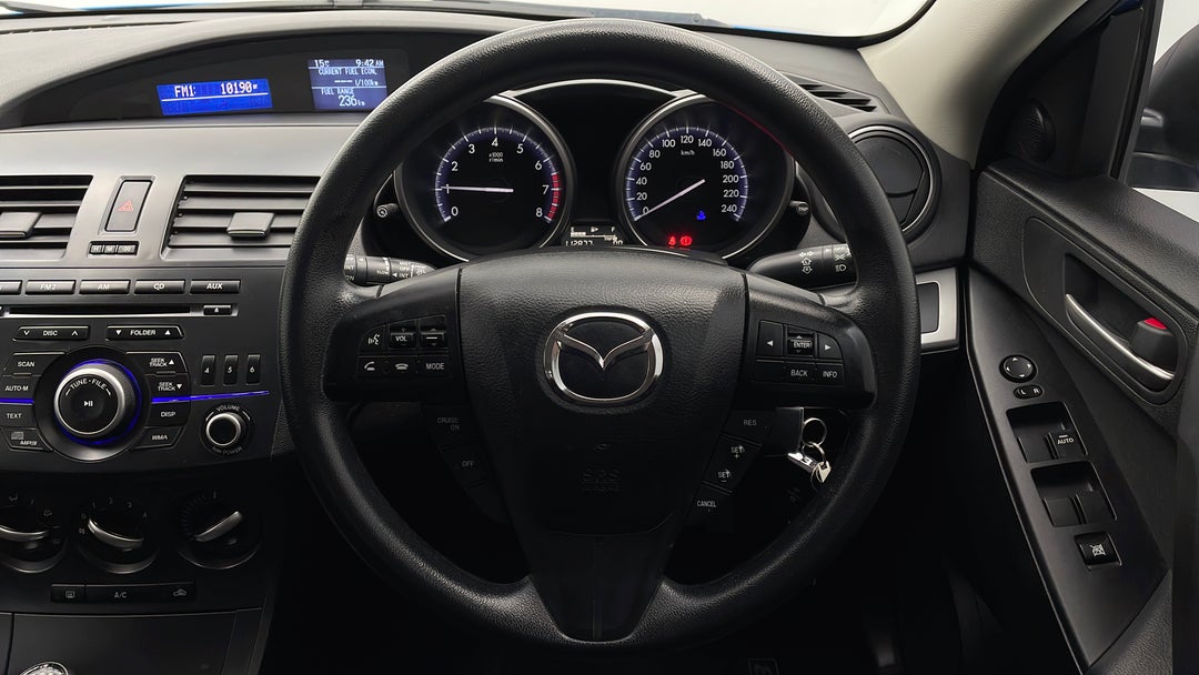2013 Mazda 3 Neo, Manual, 112877 km, Steering Wheel Close-up