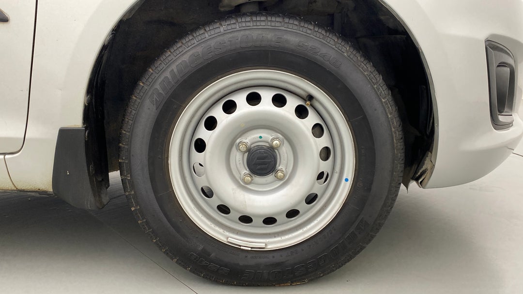 Right Front Wheel
