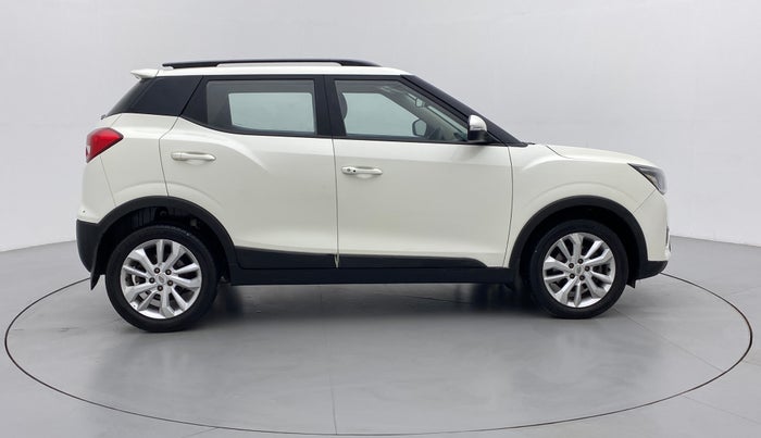 2020 Mahindra XUV300 W8 1.5 DIESEL AMT, Diesel, Automatic, 55,875 km, Right Side View