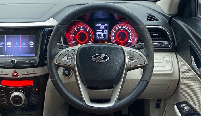 2020 Mahindra XUV300 W8 1.5 DIESEL AMT, Diesel, Automatic, 55,875 km, Steering Wheel Close Up