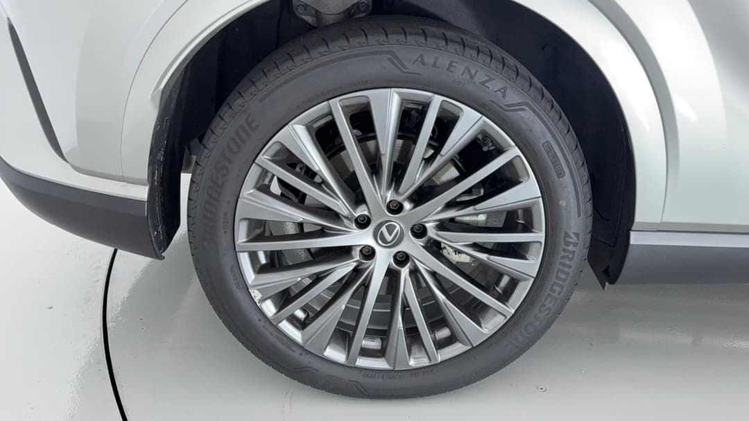2023 Lexus Rx350h Sports Luxury AWD Hybrid, Automatic, 61929 km, Right Rear Wheel